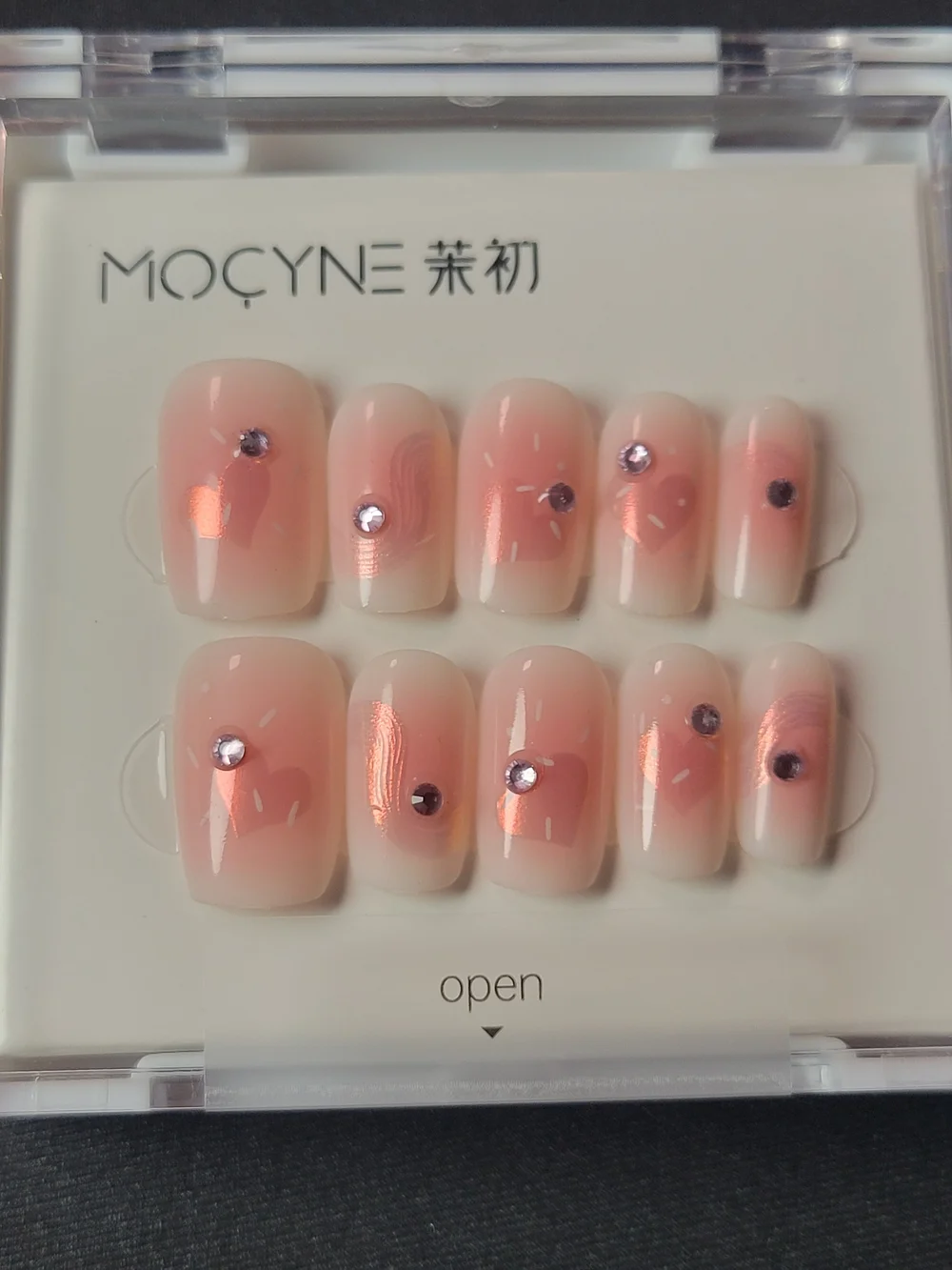 MOCYNE Press On Nails 24 PCS Reusable Pink Ombre Heart Nail Set with Rhinestones